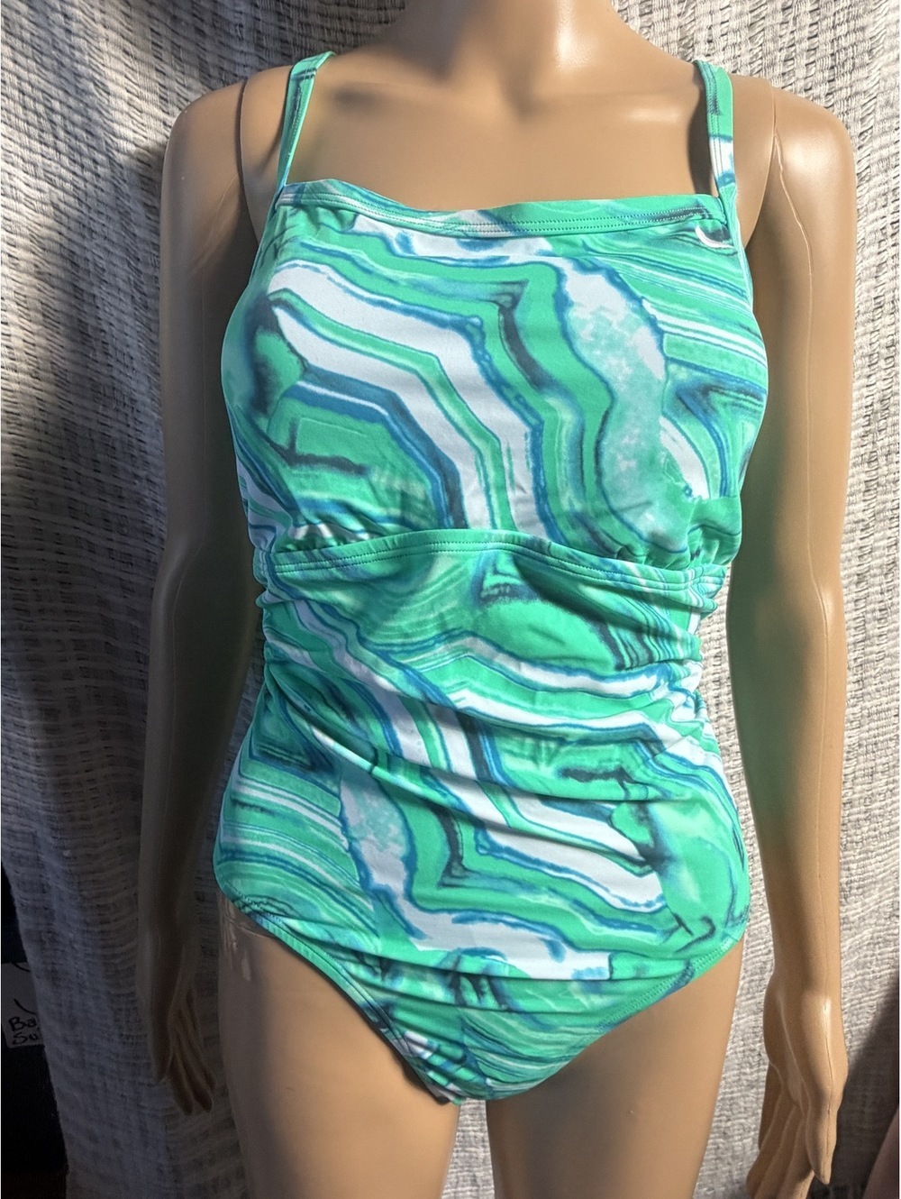 Nike Women's One-Piece Swimsuit Green Marble Print Size XL